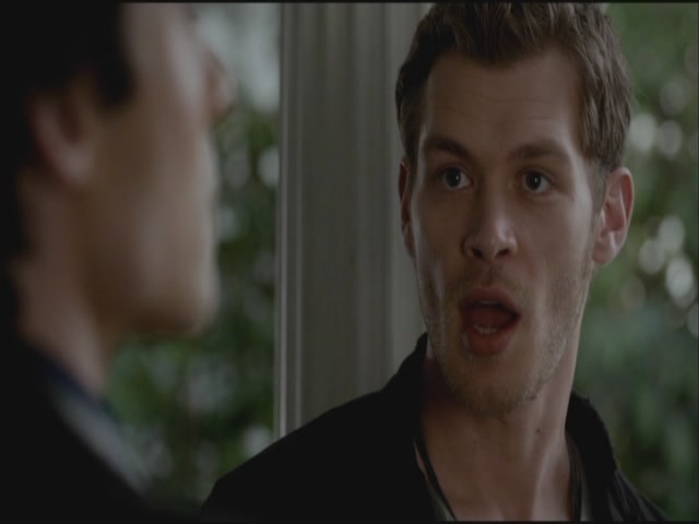 VampireDiariesWorld-dot-org-S3TVD_3x21BeforeSunset0690.jpg