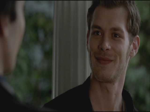 VampireDiariesWorld-dot-org-S3TVD_3x21BeforeSunset0696.jpg