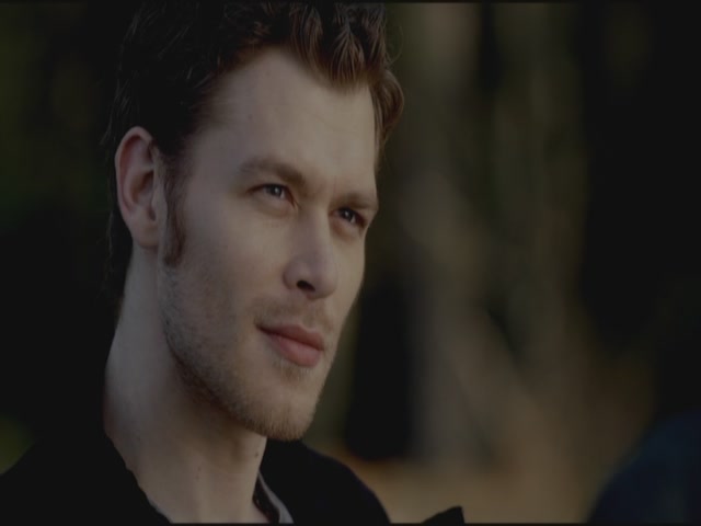 VampireDiariesWorld-dot-org-S3TVD_3x21BeforeSunset0832.jpg