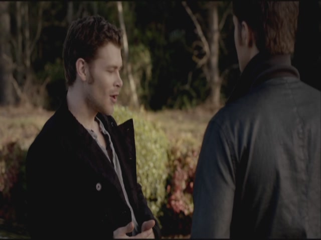 VampireDiariesWorld-dot-org-S3TVD_3x21BeforeSunset0834.jpg