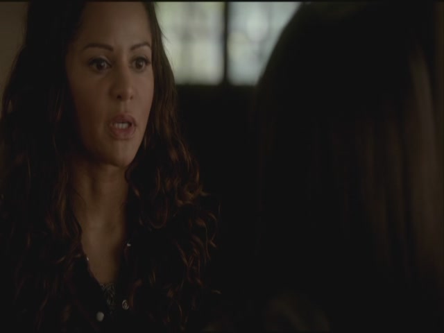 VampireDiariesWorld-dot-org-S3TVD_3x21BeforeSunset0904.jpg