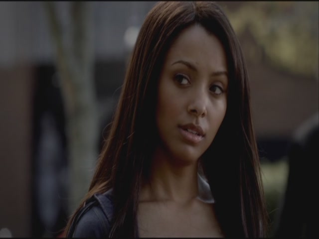 VampireDiariesWorld-dot-org-S3TVD_3x21BeforeSunset1046.jpg