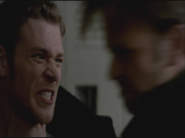 VampireDiariesWorld-dot-org-S3TVD_3x21BeforeSunset1222.jpg