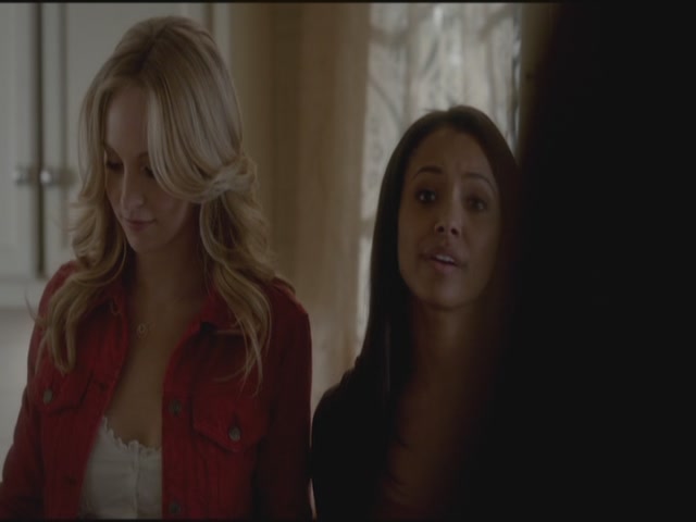 VampireDiariesWorld-dot-org-S3TVD_3x21BeforeSunset1890.jpg