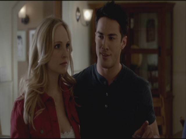 VampireDiariesWorld-dot-org-S3TVD_3x21BeforeSunset1944.jpg