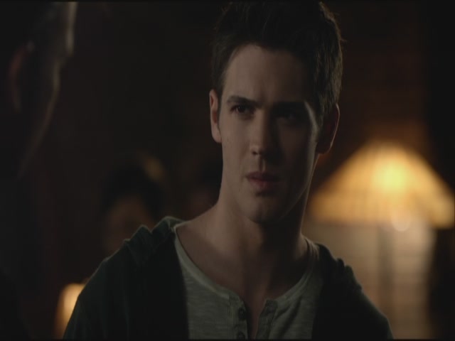 VampireDiariesWorld-dot-org-S3TVD_3x22TheDeparted0439.jpg