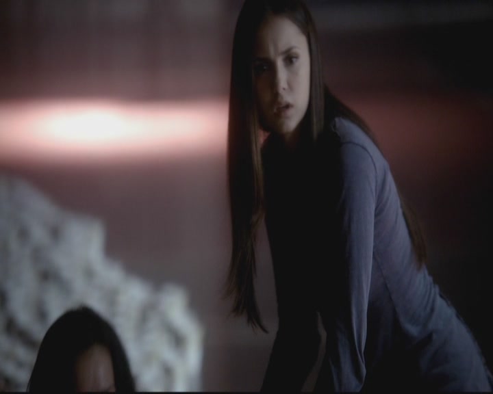 VampireDiariesWorld-dot-org-S3-StefansDescentIntoDarkness0076.jpg