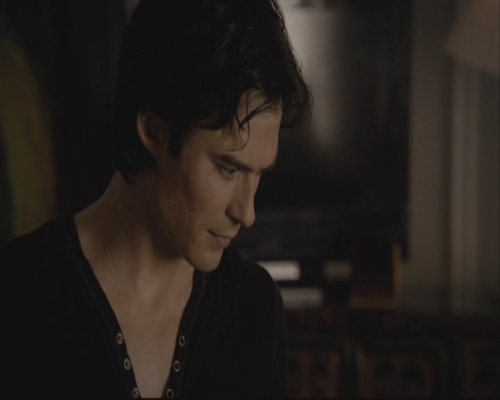 VampireDiariesWorld-dot-org-S3-StefansDescentIntoDarkness0125.jpg