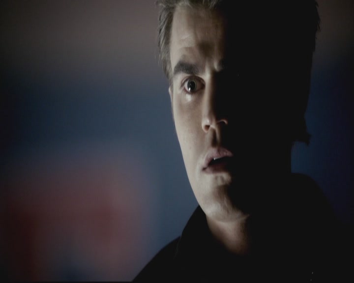 VampireDiariesWorld-dot-org-S3-StefansDescentIntoDarkness0167.jpg