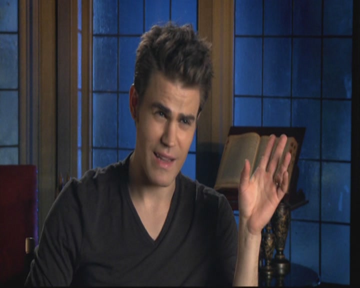 VampireDiariesWorld-dot-org-S3-StefansDescentIntoDarkness0170.jpg