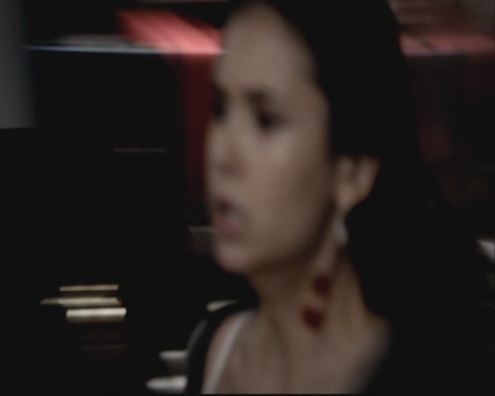 VampireDiariesWorld-dot-org-S3-StefansDescentIntoDarkness0197.jpg