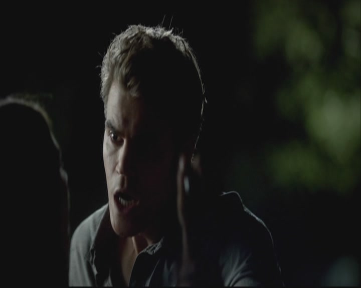 VampireDiariesWorld-dot-org-S3-StefansDescentIntoDarkness0280.jpg