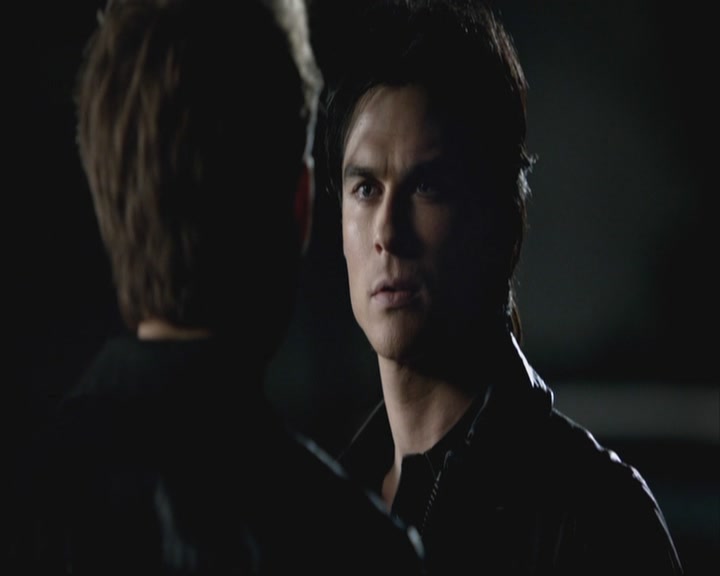 VampireDiariesWorld-dot-org-S3-StefansDescentIntoDarkness0322.jpg