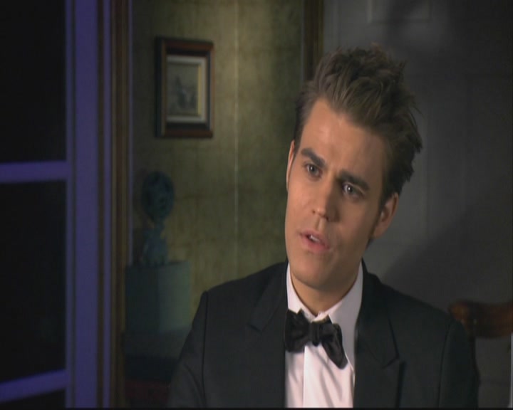 VampireDiariesWorld-dot-org-S3-StefansDescentIntoDarkness0352.jpg