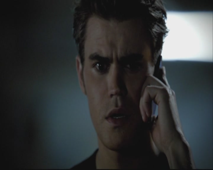 VampireDiariesWorld-dot-org-S3-StefansDescentIntoDarkness0434.jpg