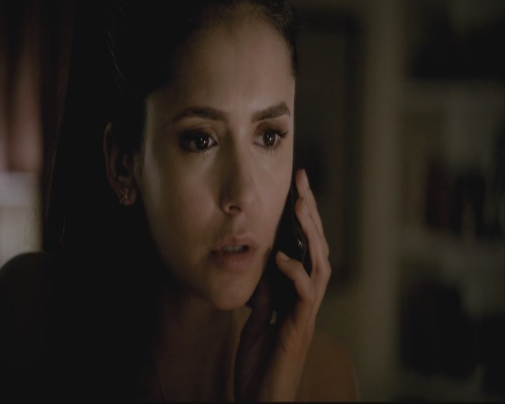 VampireDiariesWorld-dot-org-S3-StefansDescentIntoDarkness0435.jpg