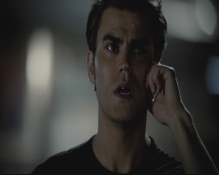 VampireDiariesWorld-dot-org-S3-StefansDescentIntoDarkness0439.jpg