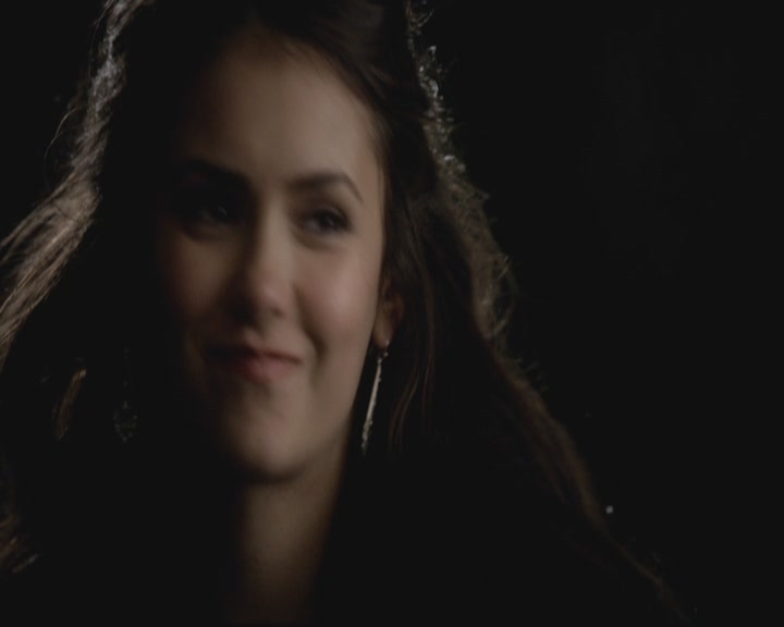 VampireDiariesWorld-dot-org-S3-TheOriginalVampireTheBeginning0122.jpg