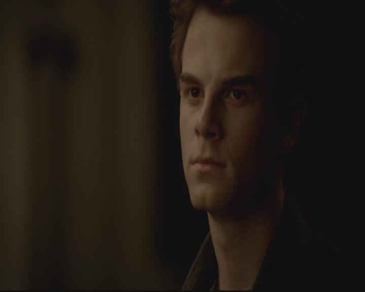 VampireDiariesWorld-dot-org-S3-TheOriginalVampireTheBeginning0689.jpg