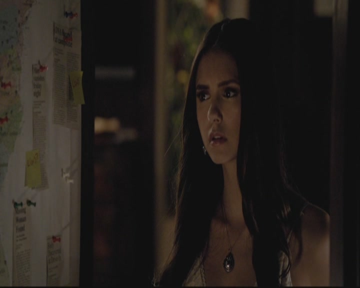 VampireDiariesWorld-dot-org-S3-TheOriginalVampireTheBeginning0786.jpg