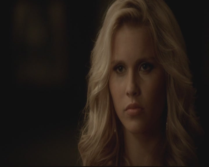 VampireDiariesWorld-dot-org-S3-TheOriginalVampireTheBeginning0987.jpg