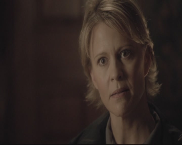 VampireDiariesWorld-dot-org-DeletedScenes-3x11OurTown0074.jpg