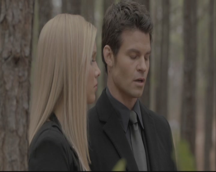 VampireDiariesWorld-dot-org-DeletedScenes-3x15AllMyChildren0012.jpg