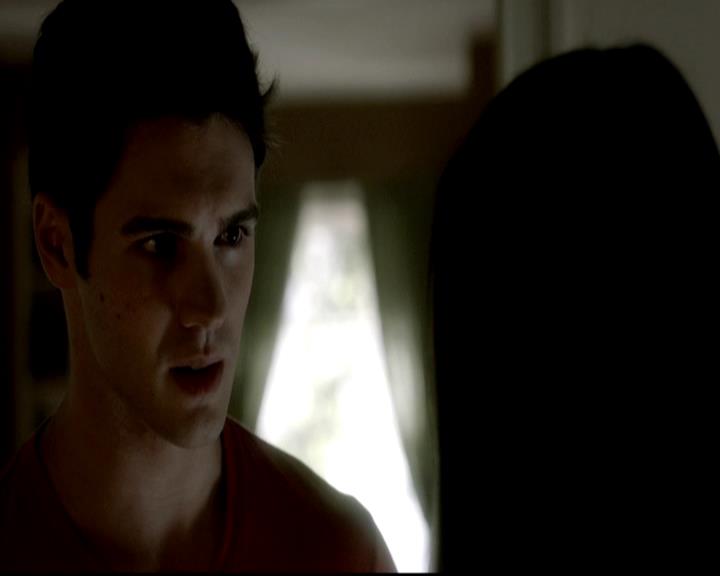 VampireDiariesWorld-dot-org_4x01GrowingPains0180.jpg