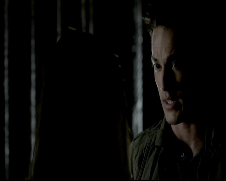 VampireDiariesWorld-dot-org_4x01GrowingPains0261.jpg