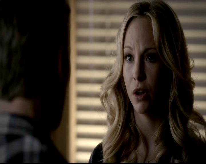 VampireDiariesWorld-dot-org_4x01GrowingPains0342.jpg