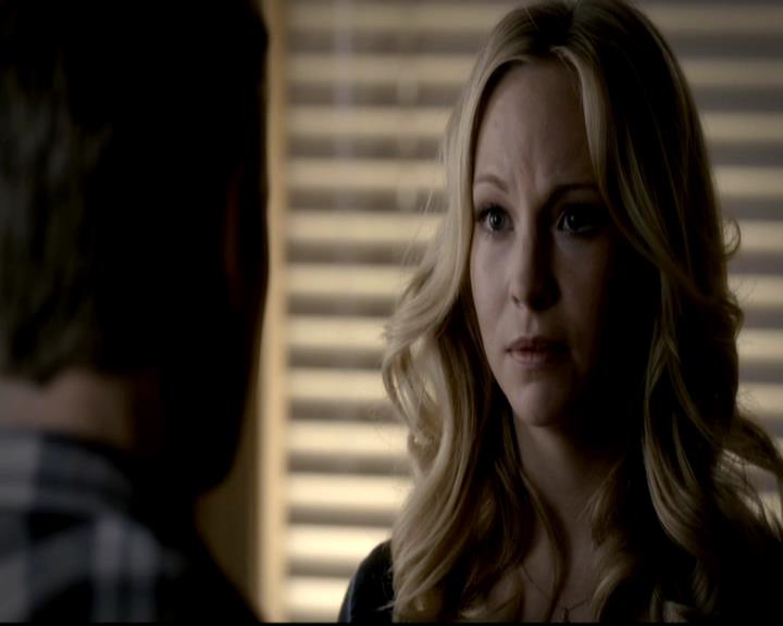 VampireDiariesWorld-dot-org_4x01GrowingPains0343.jpg