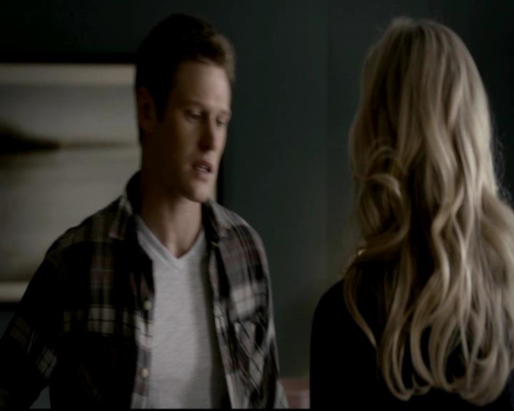 VampireDiariesWorld-dot-org_4x01GrowingPains0347.jpg