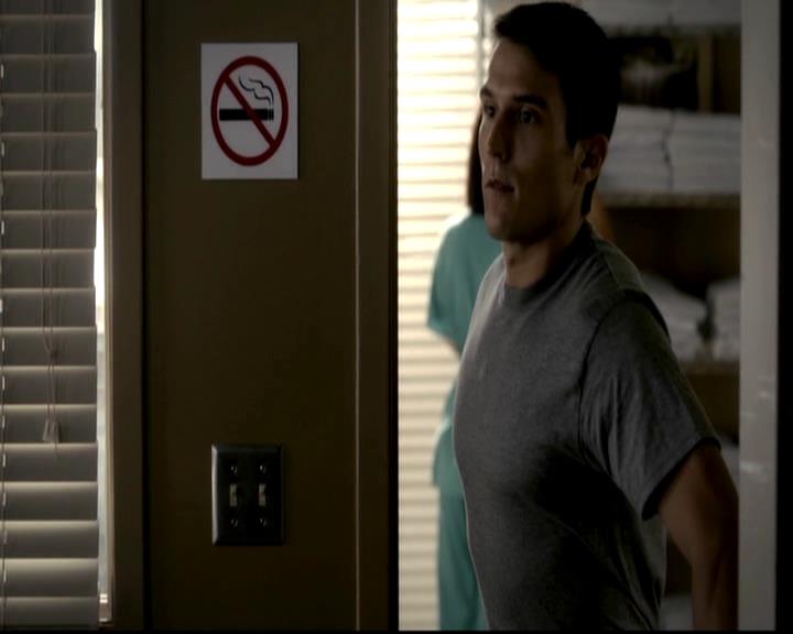 VampireDiariesWorld-dot-org_4x01GrowingPains0358.jpg