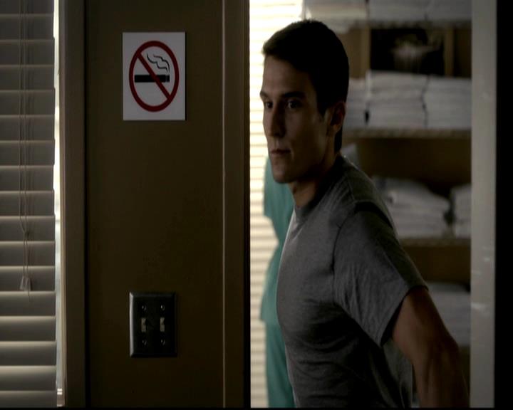 VampireDiariesWorld-dot-org_4x01GrowingPains0359.jpg