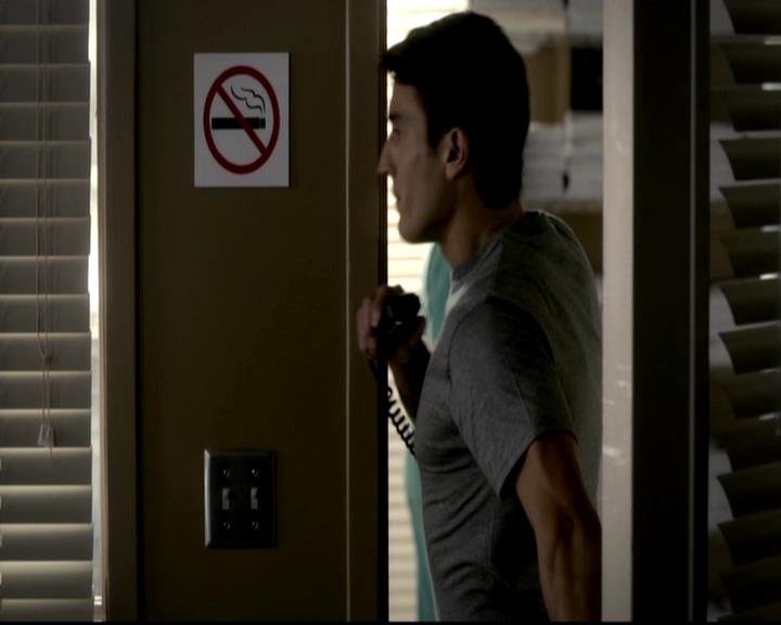 VampireDiariesWorld-dot-org_4x01GrowingPains0362.jpg