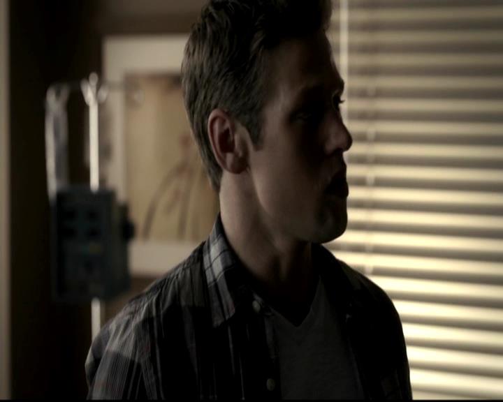 VampireDiariesWorld-dot-org_4x01GrowingPains0366.jpg