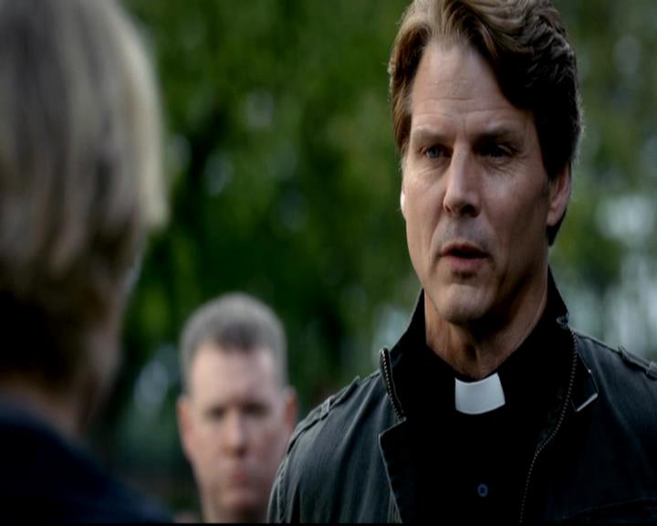 VampireDiariesWorld-dot-org_4x01GrowingPains0393.jpg