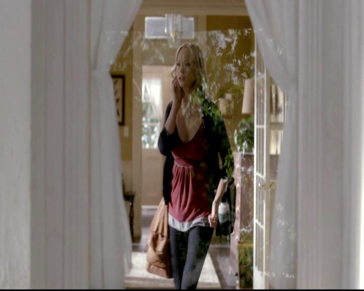 VampireDiariesWorld-dot-org_4x01GrowingPains0403.jpg