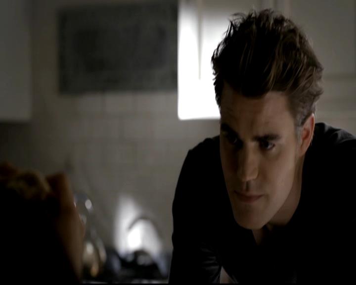 VampireDiariesWorld-dot-org_4x01GrowingPains0425.jpg