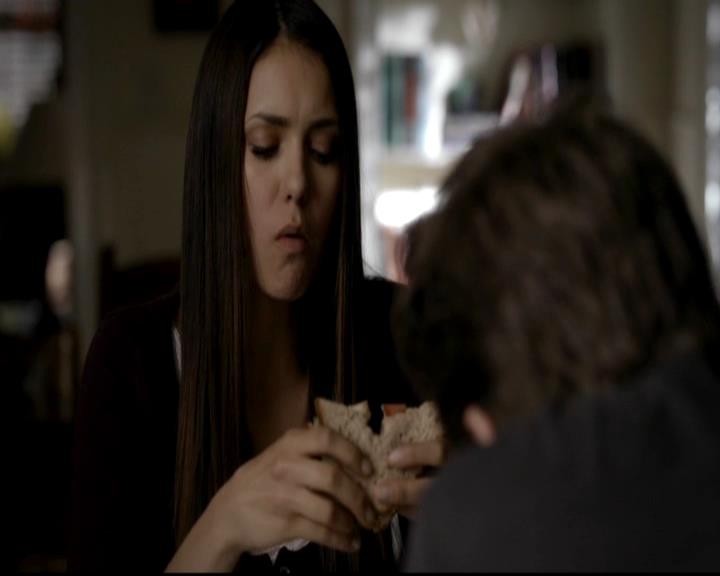 VampireDiariesWorld-dot-org_4x01GrowingPains0426.jpg