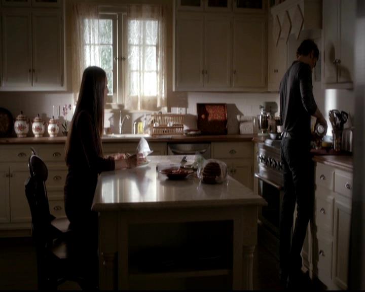 VampireDiariesWorld-dot-org_4x01GrowingPains0446.jpg