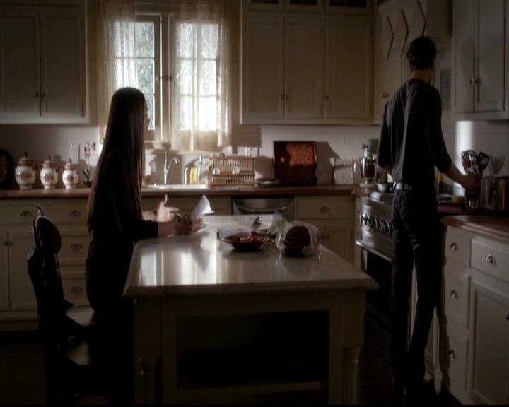 VampireDiariesWorld-dot-org_4x01GrowingPains0447.jpg