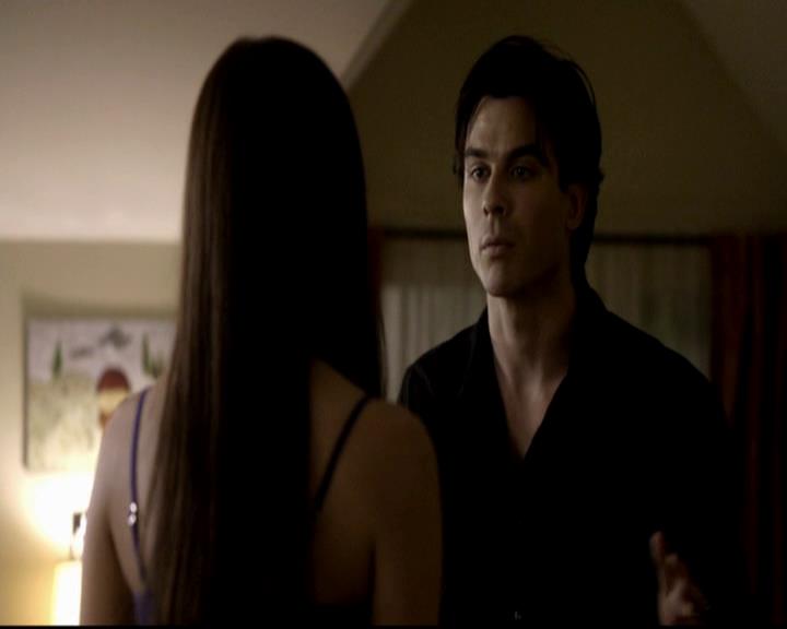 VampireDiariesWorld-dot-org_4x01GrowingPains0585.jpg