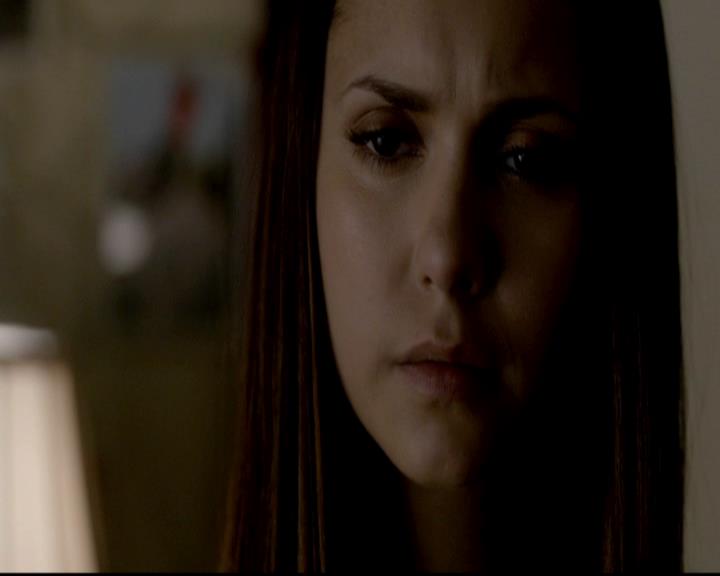 VampireDiariesWorld-dot-org_4x01GrowingPains0605.jpg