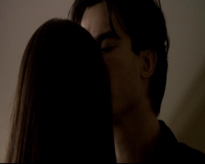 VampireDiariesWorld-dot-org_4x01GrowingPains0615.jpg