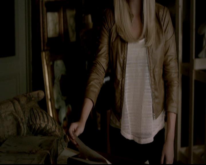 VampireDiariesWorld-dot-org_4x01GrowingPains0648.jpg