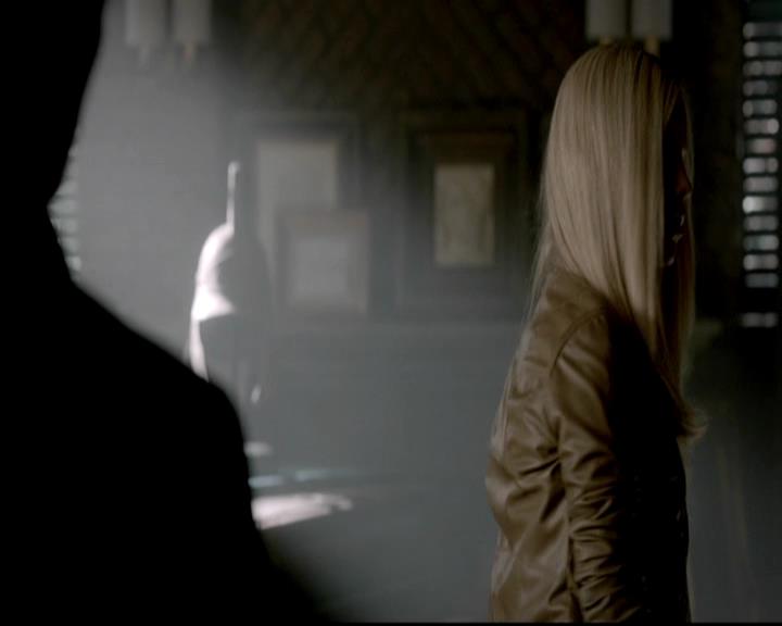 VampireDiariesWorld-dot-org_4x01GrowingPains0680.jpg