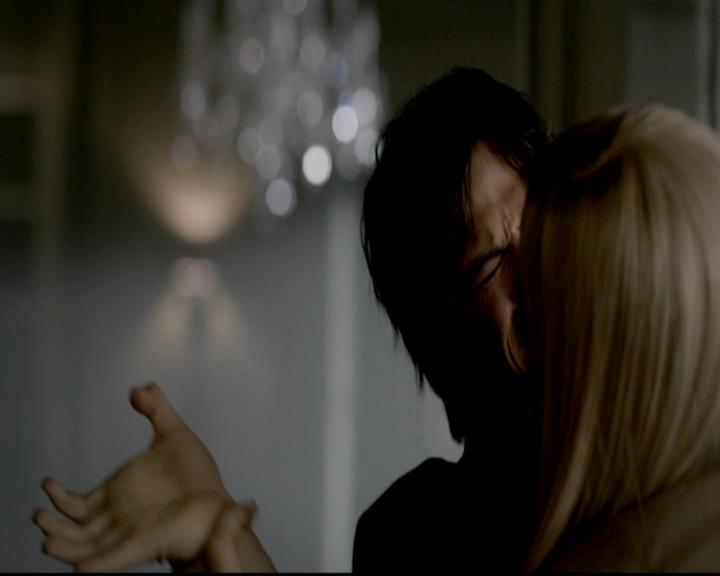 VampireDiariesWorld-dot-org_4x01GrowingPains0687.jpg