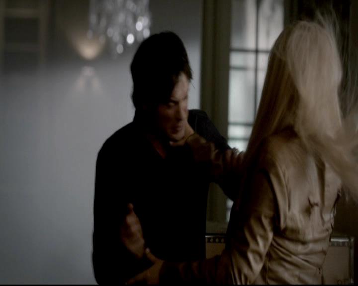 VampireDiariesWorld-dot-org_4x01GrowingPains0688.jpg