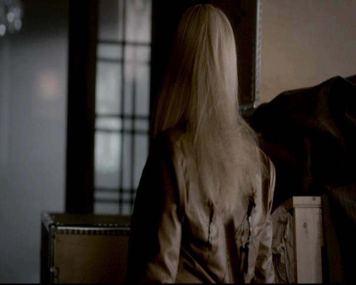 VampireDiariesWorld-dot-org_4x01GrowingPains0689.jpg